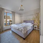 Amber Baltic アパート グダニスク